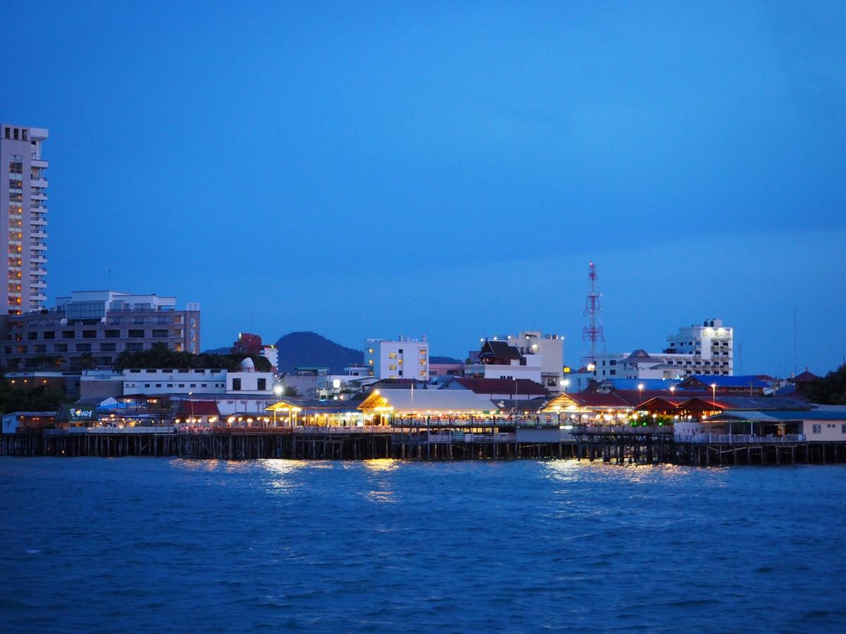 Jetty Huahin Hostel Exterior photo