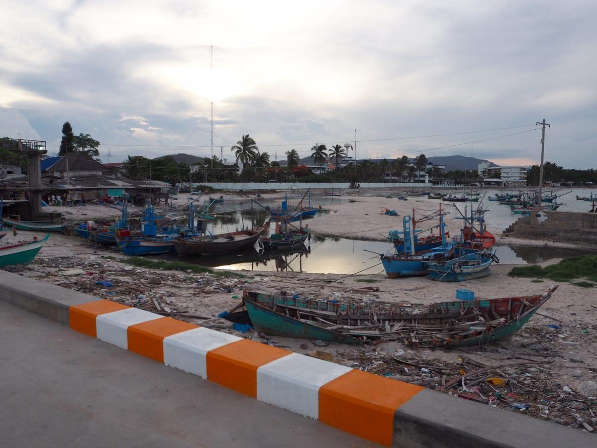 Jetty Huahin Hostel Exterior photo